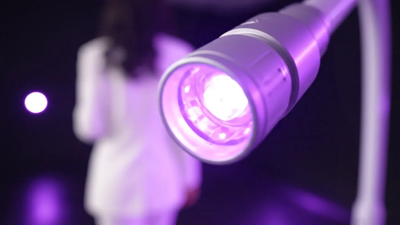 Luminária de LED usada no método